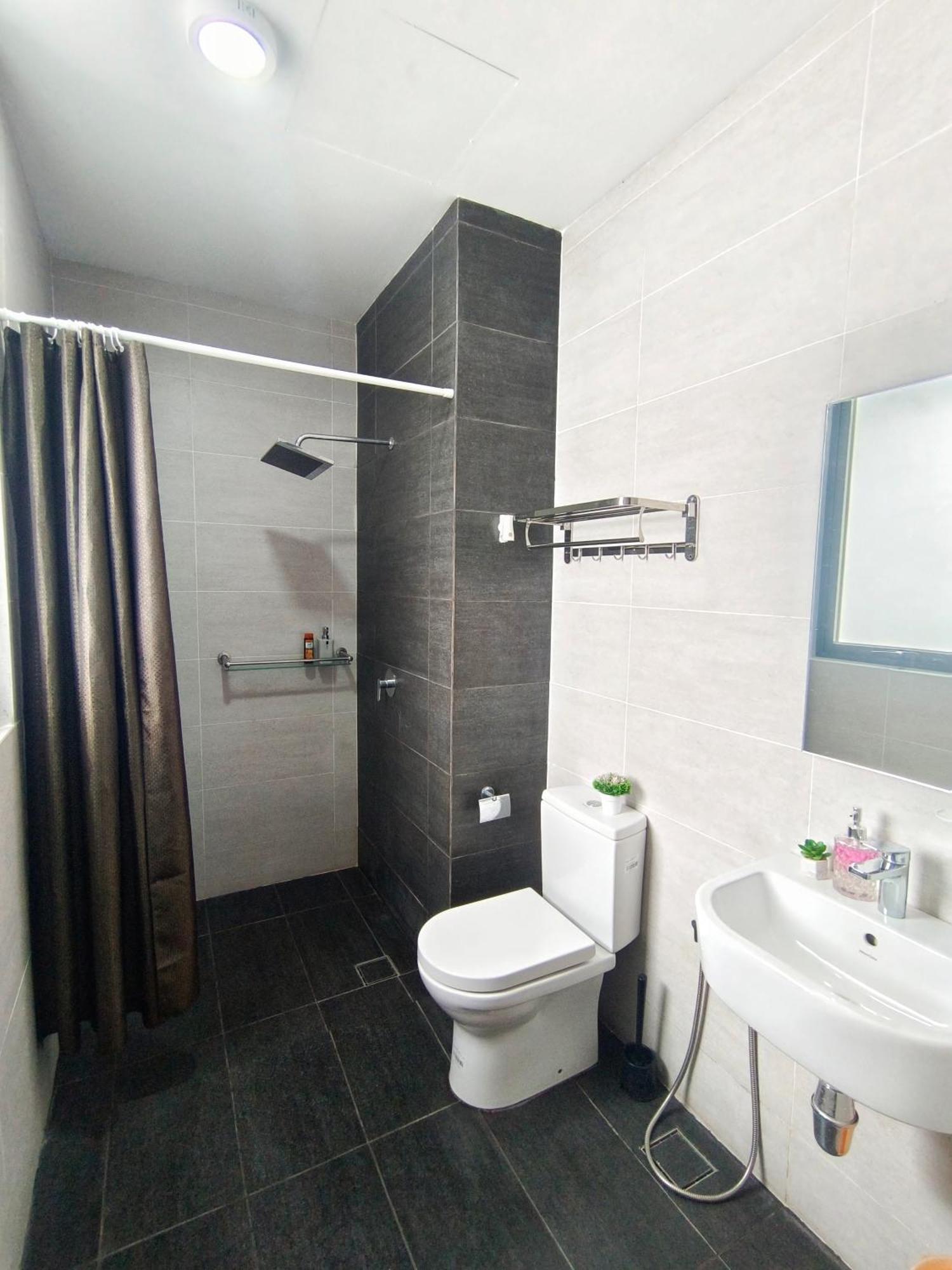 One Bedroom Troika Kota Bharu By Aghome, Modern Design Exterior foto