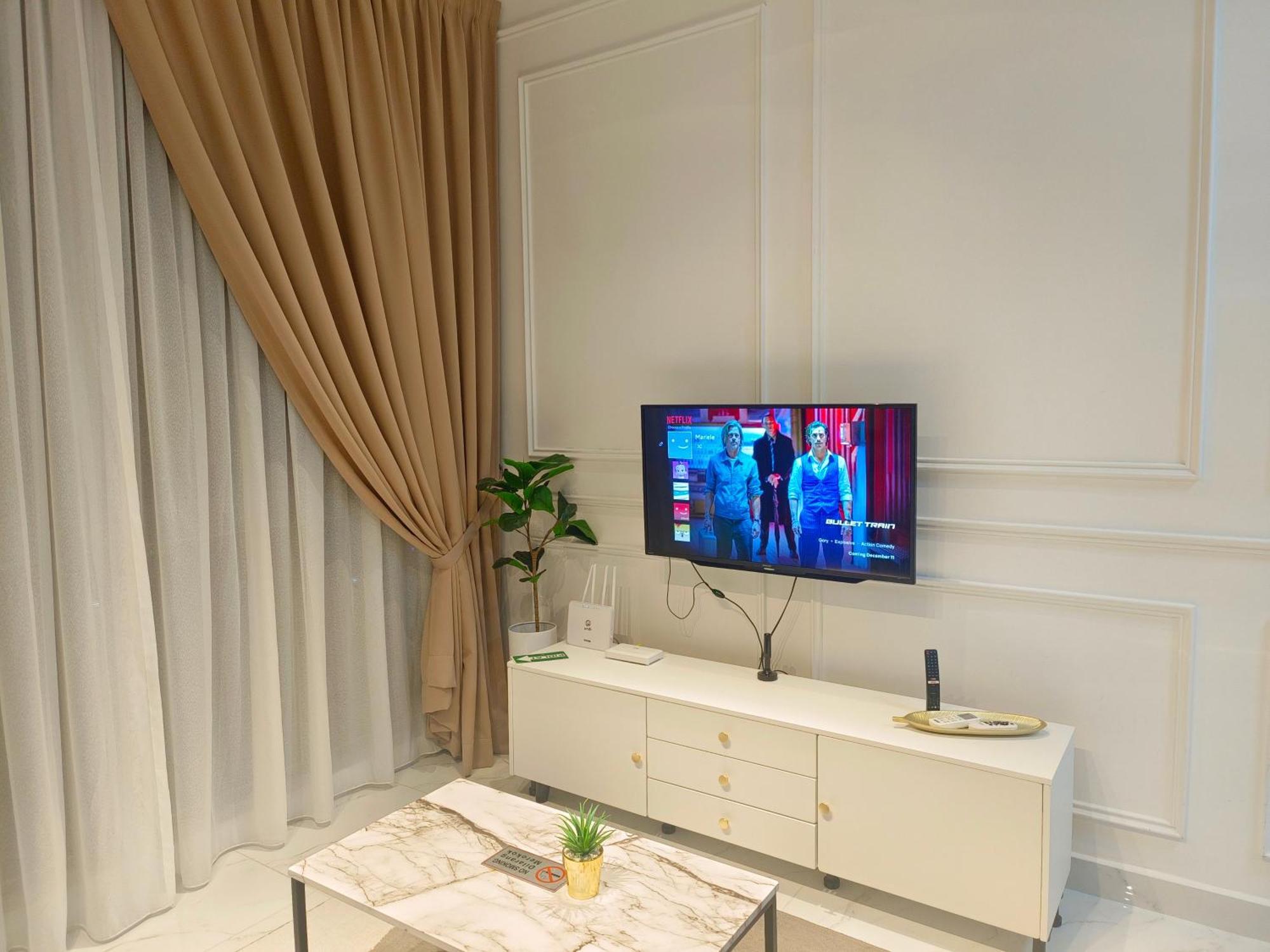 One Bedroom Troika Kota Bharu By Aghome, Modern Design Exterior foto